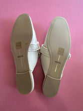 Load image into Gallery viewer, PL Dolce Vita Cream Buckle Slide Size 13
