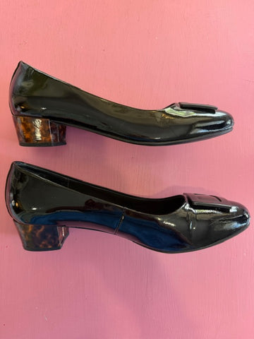 Pre-Loved Hush Puppies Genna