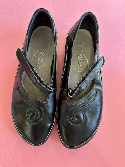 PL Naot Black Flat Size AU11