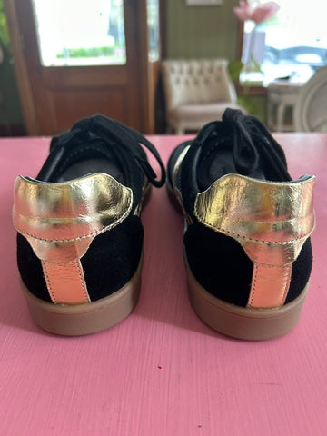 Pre-Loved Hinako Oakey