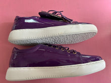Load image into Gallery viewer, Pre-Loved Taking Shape Sneaker
