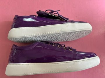 Pre-Loved Taking Shape Sneaker