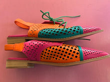 Load image into Gallery viewer, Pre-Loved Taking Shape Multi shoe

