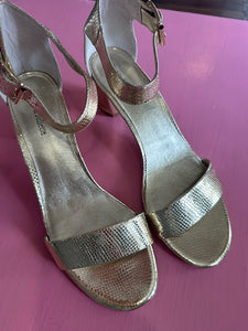 Pre-Loved D&J Cassier Size 44/AU12