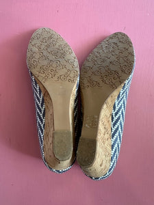 Pre-Loved Nina Leons Wedges Size AU11