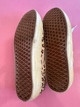 Load image into Gallery viewer, PL Human Premium Leopard Sneakers Size AU10
