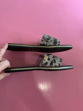 Load image into Gallery viewer, PL Juice Couture Sparkly Slides 41
