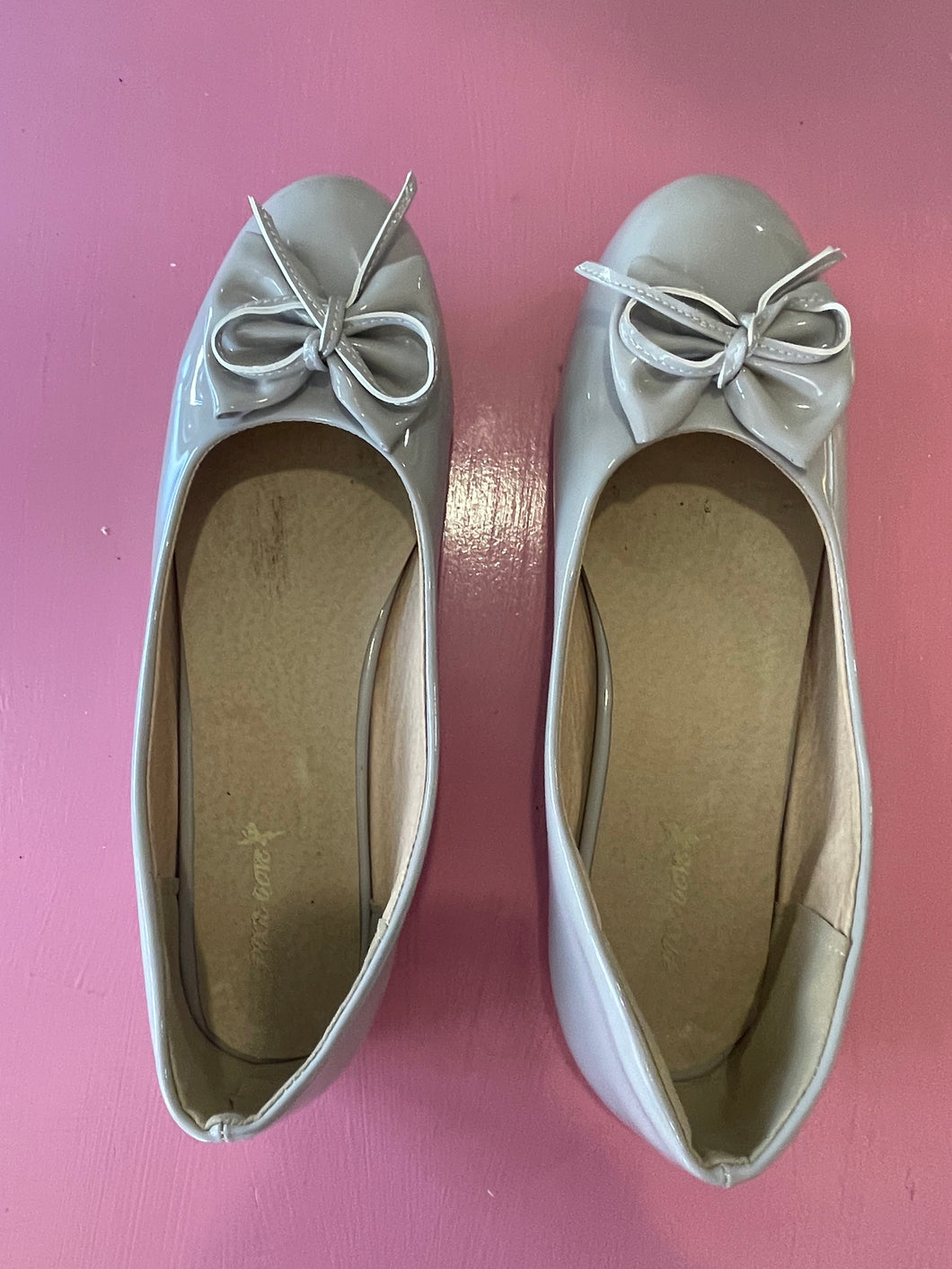 Pre-Loved Pixie Cover Grey Flat Size 44