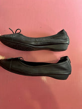Load image into Gallery viewer, PL Jo Mercer Nude Heels Size AU10
