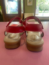 Load image into Gallery viewer, Pre-Loved Hush Puppies Nigella
