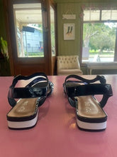 Load image into Gallery viewer, Pre-Loved Top End Kobla
